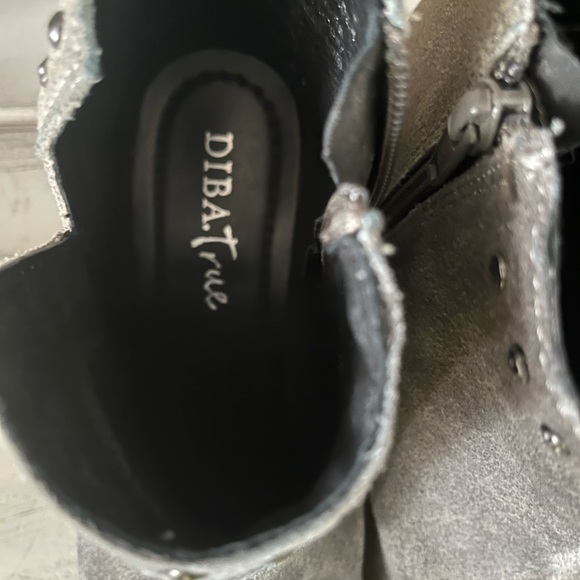 Grey/silver studded booties by DIBA.True - Picture 7 of 9
